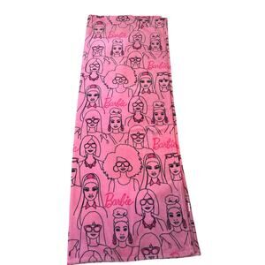 Barbie Mattel fleece hot pink blanket like new 50x70” size 100 polyester euc